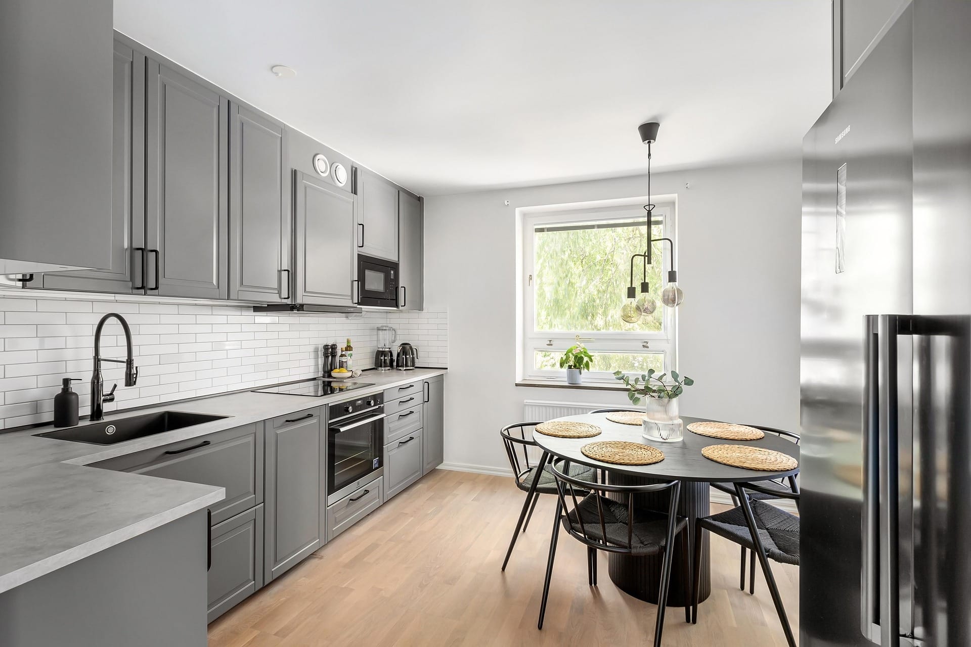 kitchen-8260342-1920